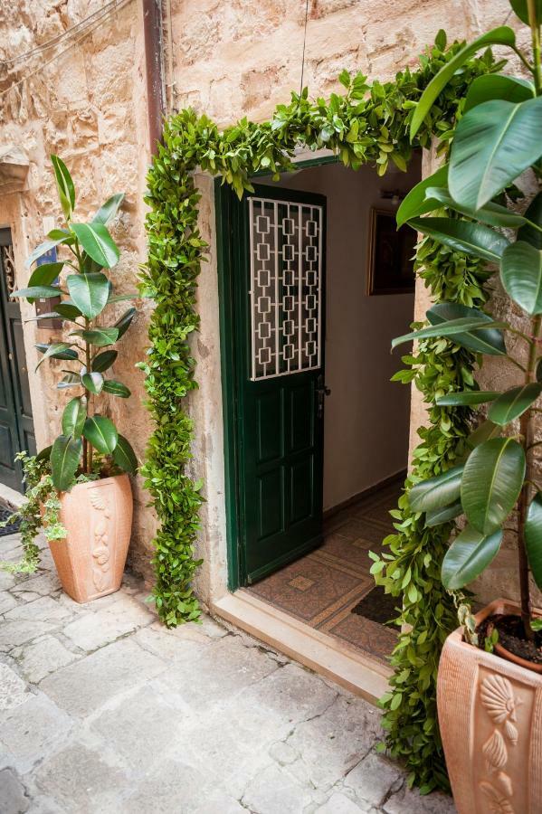 Angelus Rooms Ragusa Esterno foto