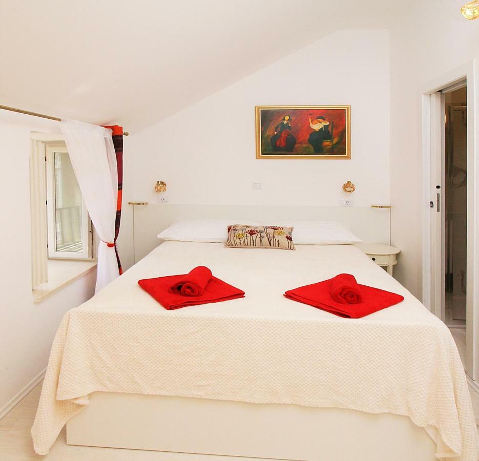 Angelus Rooms Ragusa Esterno foto